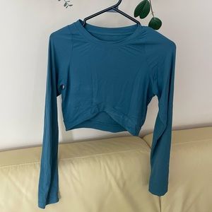 Alphalete Long Sleeve Top